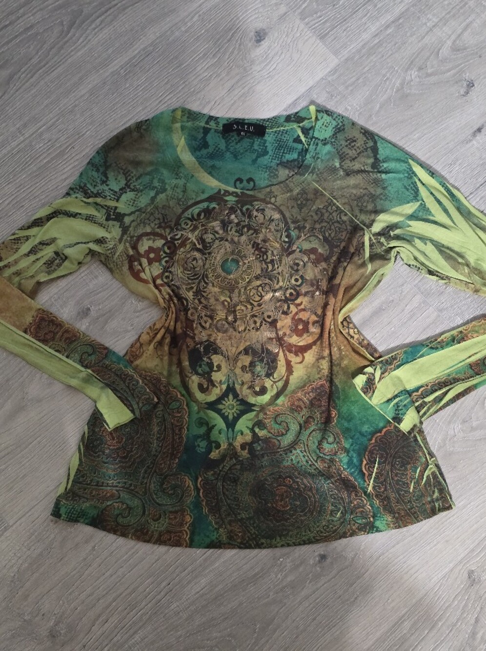 B.L.E.U. Green and Yellow Long Sleeve Printed Top